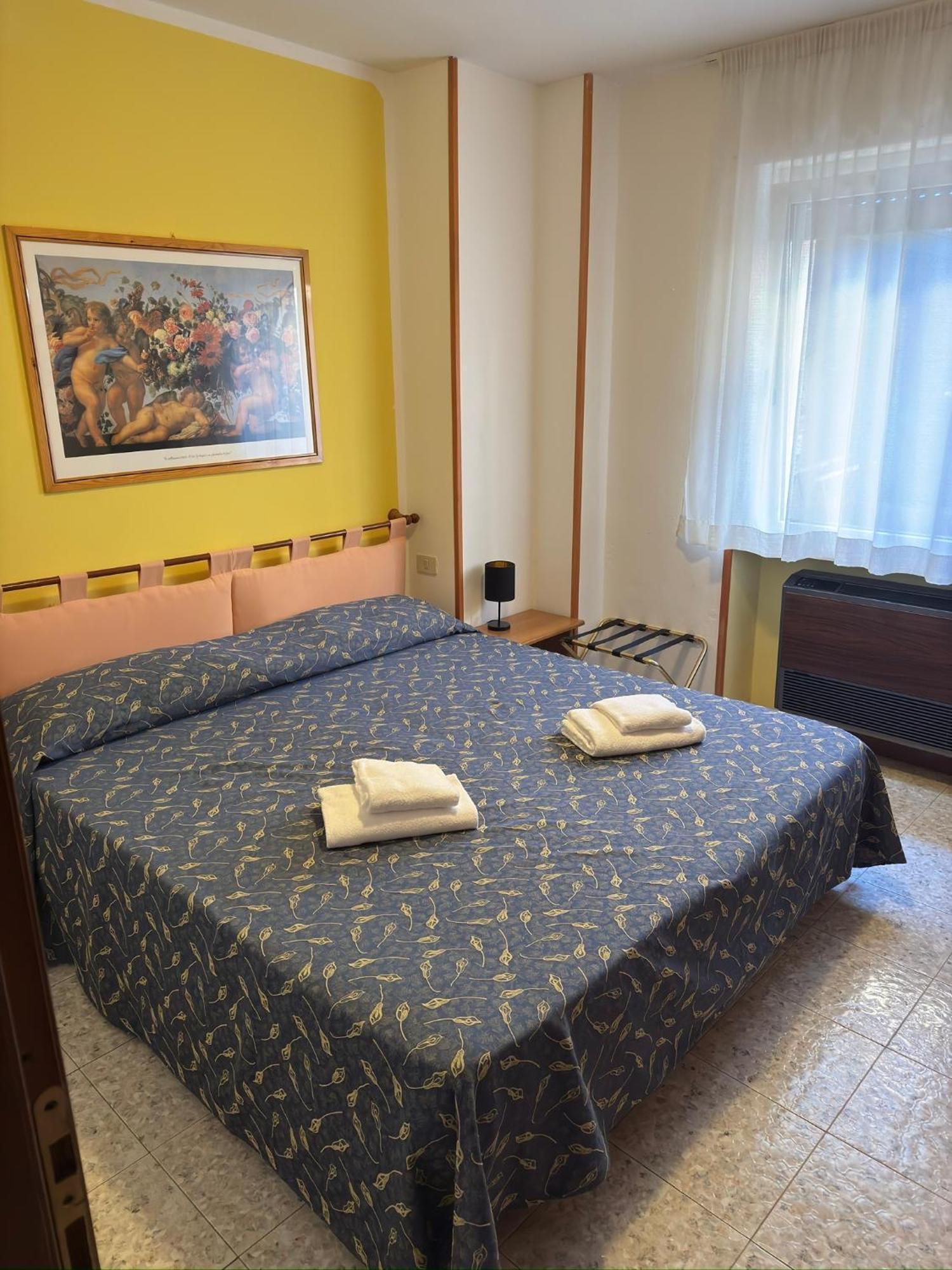 Hotel Benacus Bardolino Exterior foto