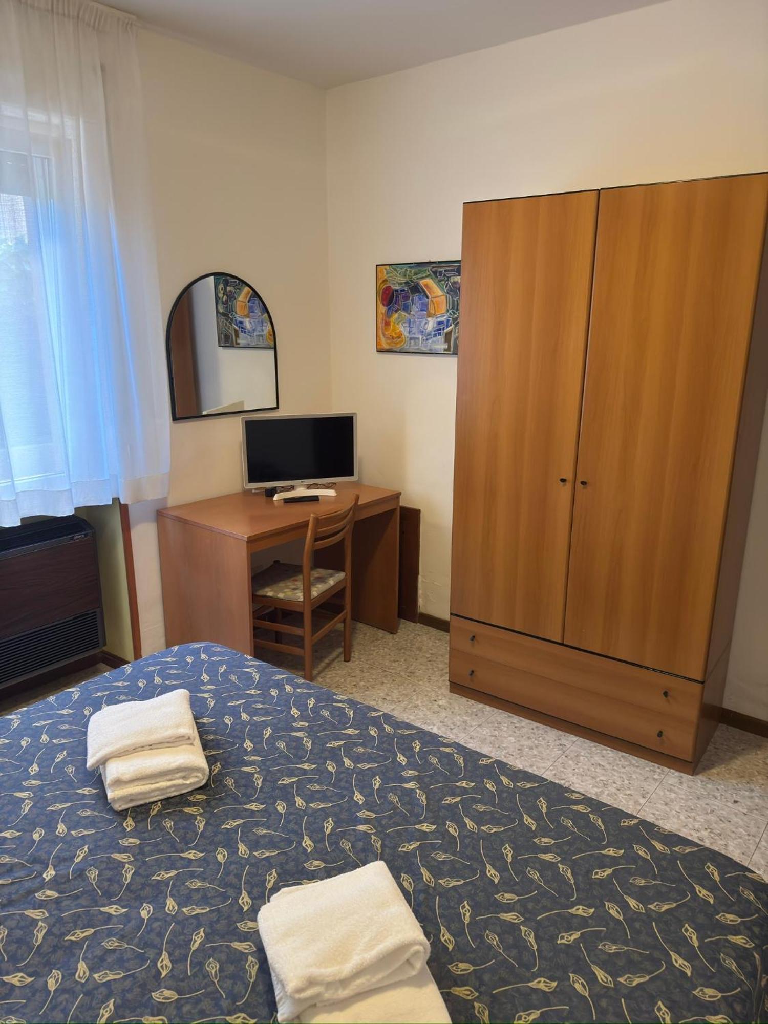 Hotel Benacus Bardolino Exterior foto